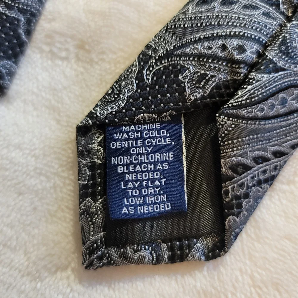 Stafford‎ Necktie Mens One Size Black Silver Paisley Classic Formal Everyday 365